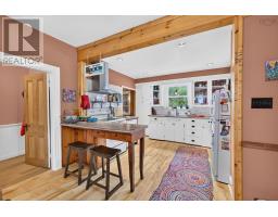 222 Victoria Street E, Amherst, NS B4H1Y9 Photo 20