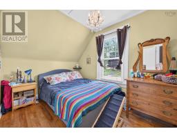 222 Victoria Street E, Amherst, NS B4H1Y9 Photo 34