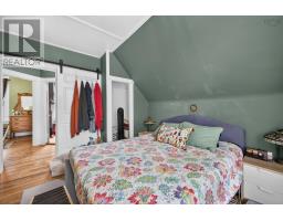 222 Victoria Street E, Amherst, NS B4H1Y9 Photo 39