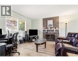 Dining room - 4 Eileen Street, Waterdown, ON L9H7E6 Photo 8