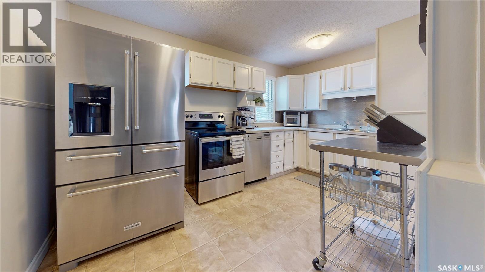 1073 MCINTOSH STREET - 14