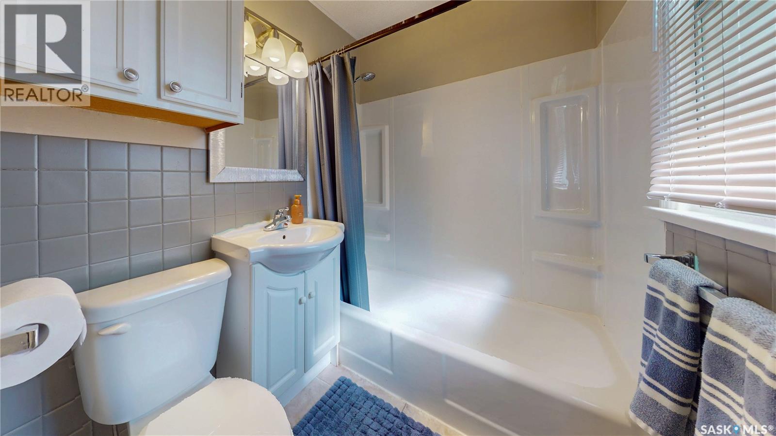 1073 MCINTOSH STREET - Image 19