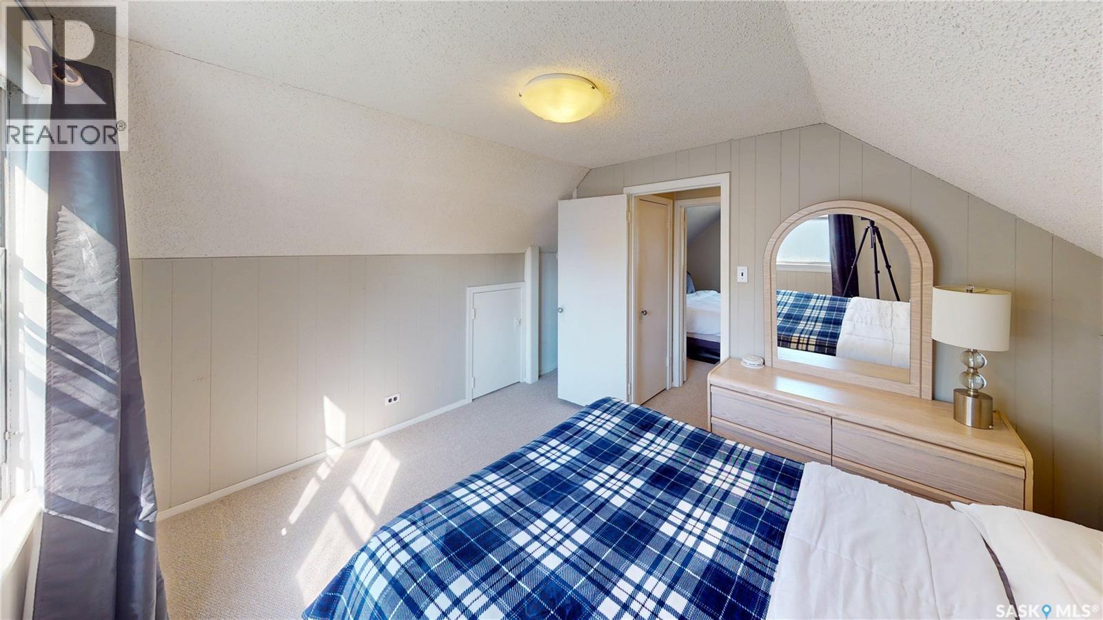 1073 MCINTOSH STREET - Image 25