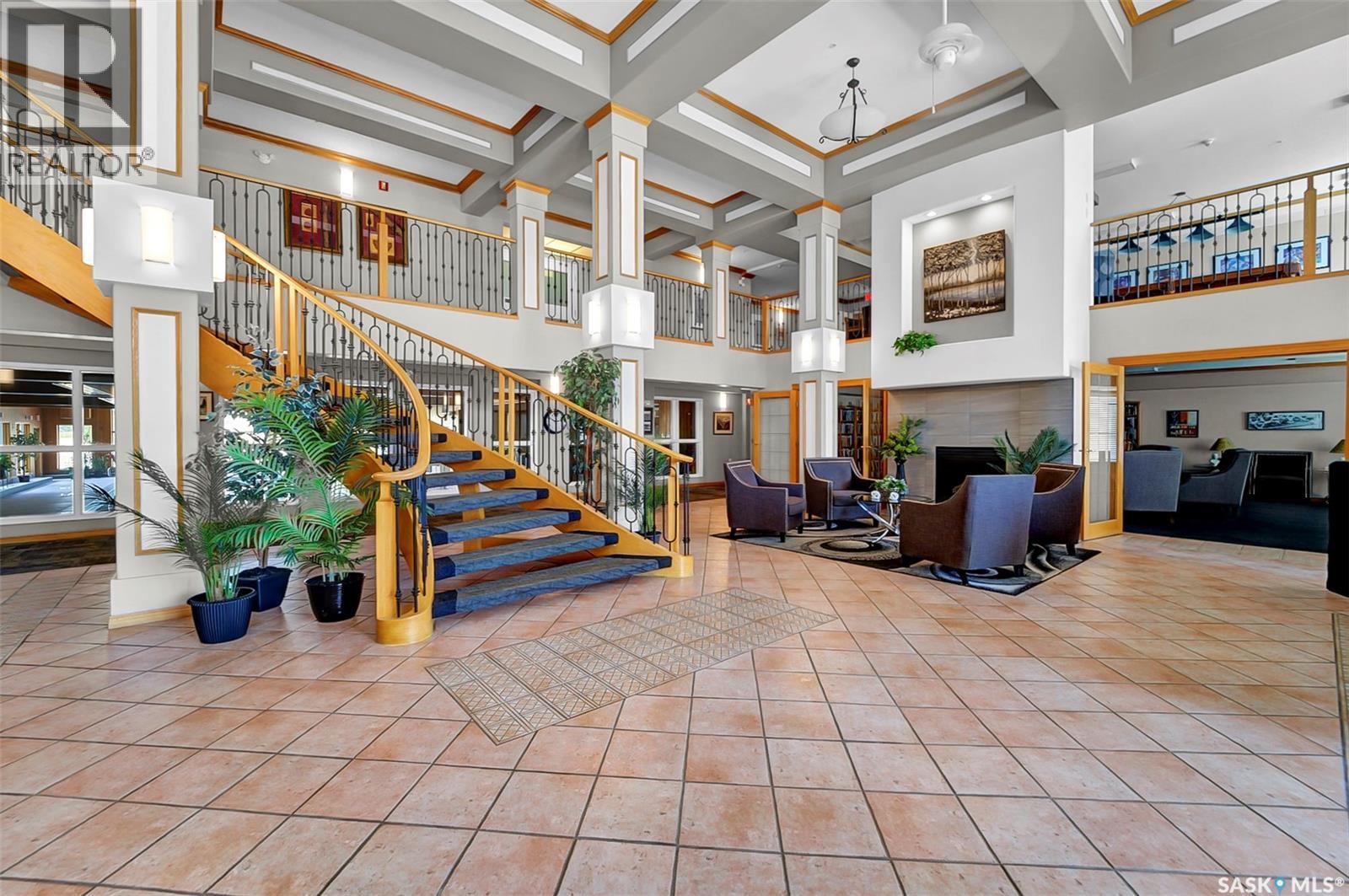 #232 325 Keevil CRESCENT - Image 7
