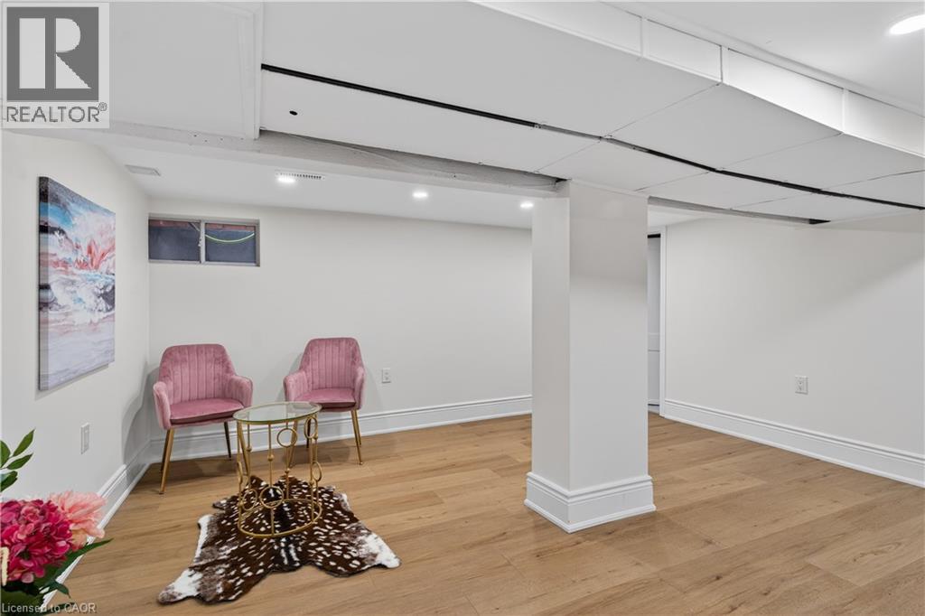 23 EDWARD Street - 25