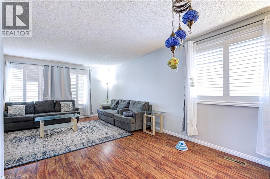 78 MARKSON Crescent - Image 11