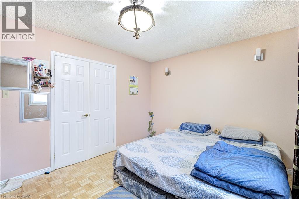 78 MARKSON Crescent - 17