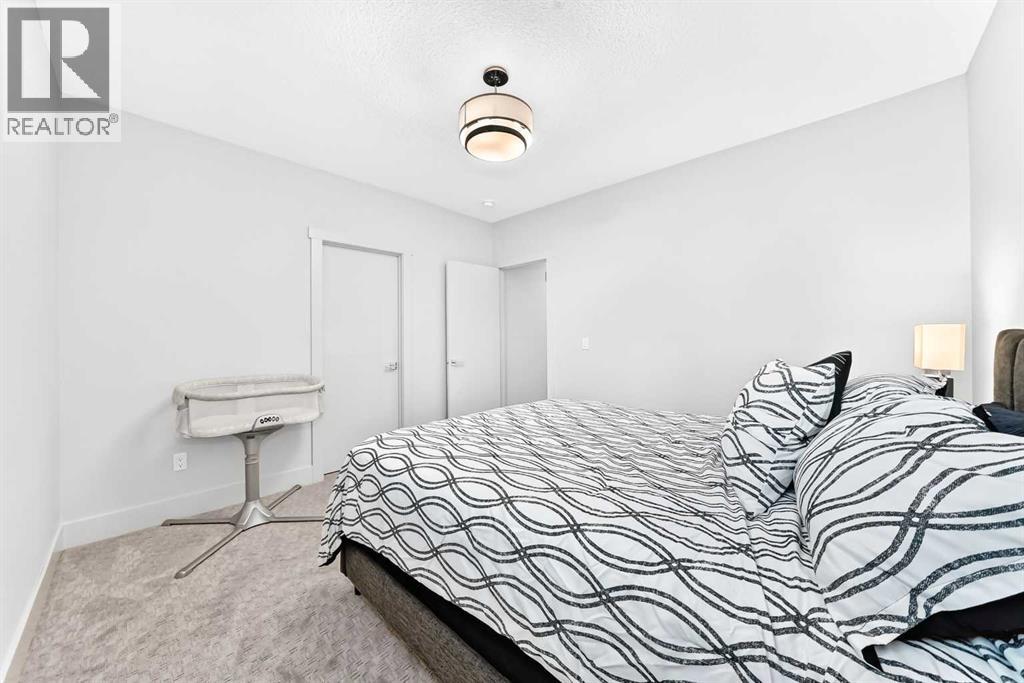 218 26 Avenue NW - 43