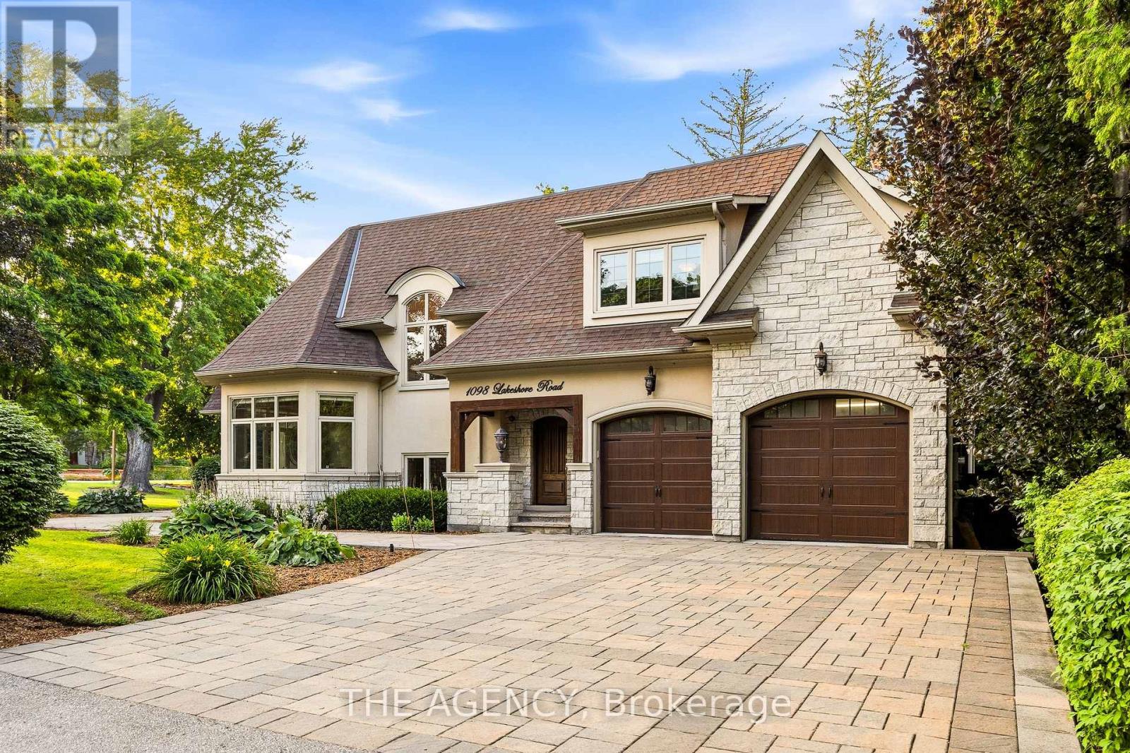 1098 LAKESHORE ROAD W - Image 4