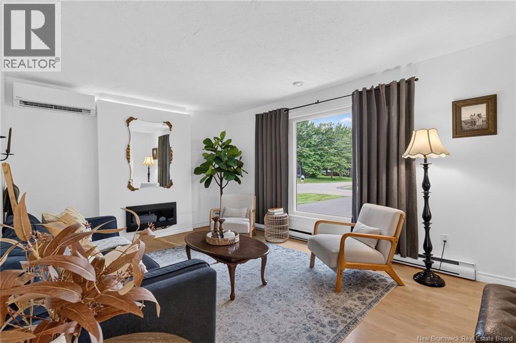 453 Acadie - Image 10