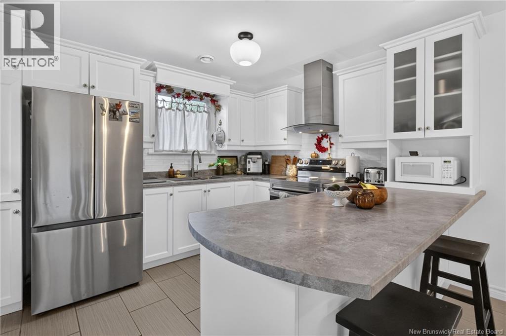 453 Acadie - Image 3
