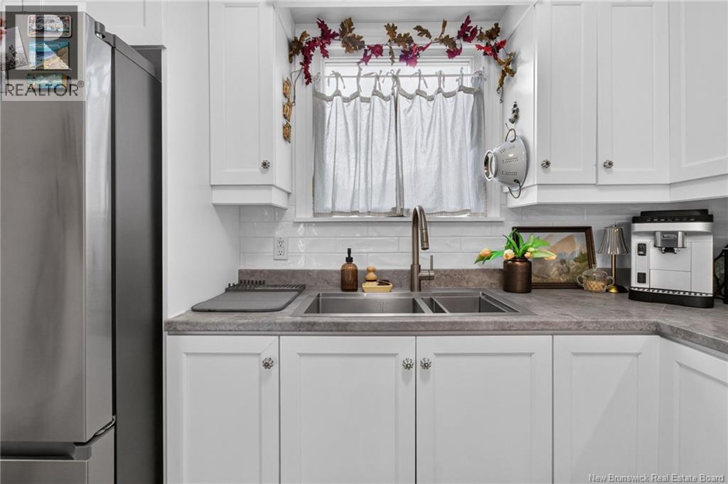 453 Acadie - Image 4
