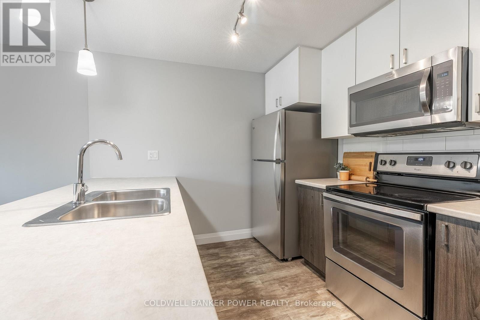 2 bedroom Single Family interior view, 320- 271 Platts Lane, West London, London, Ontario