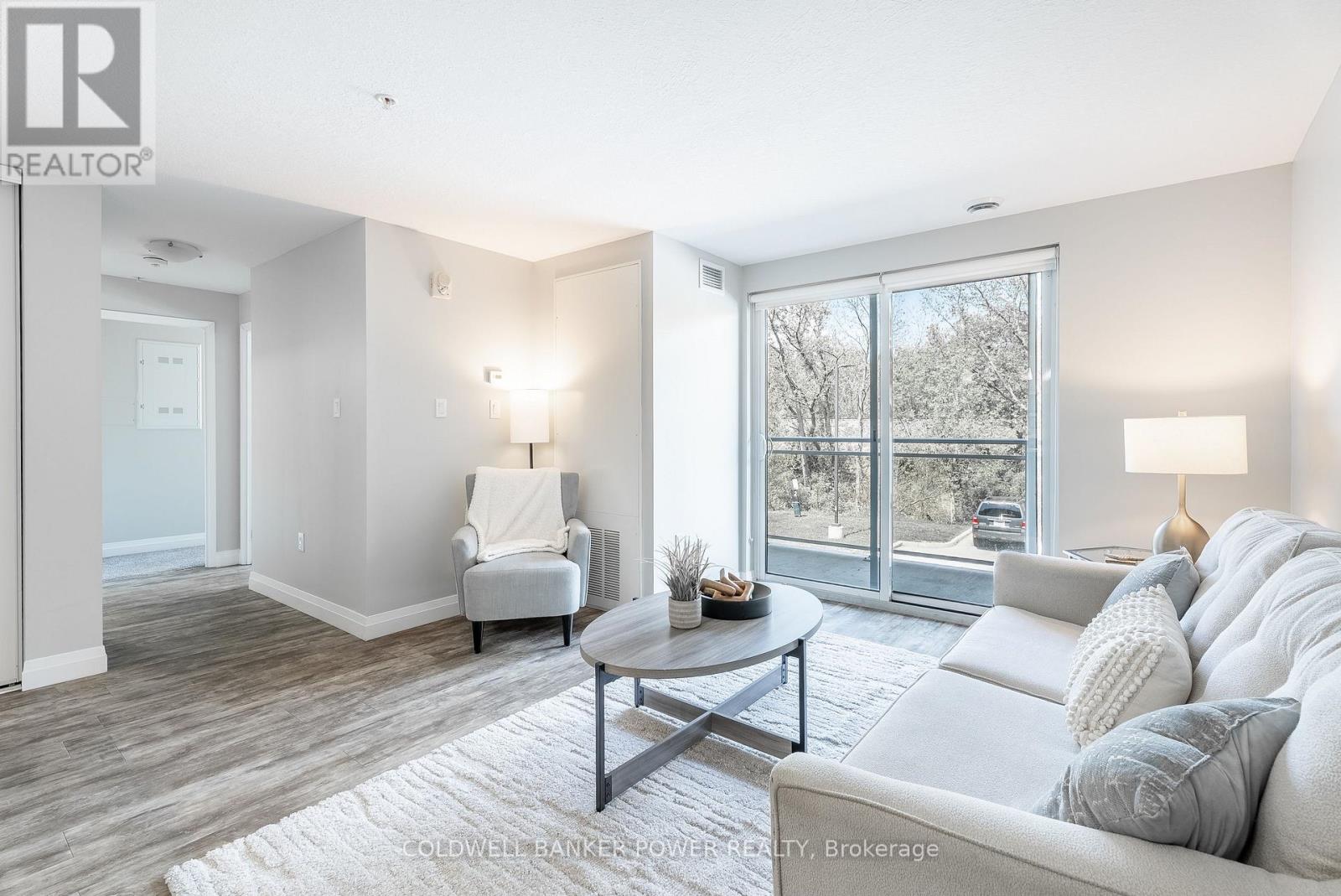2 bedroom Single Family interior view, 320- 271 Platts Lane, West London, London, Ontario