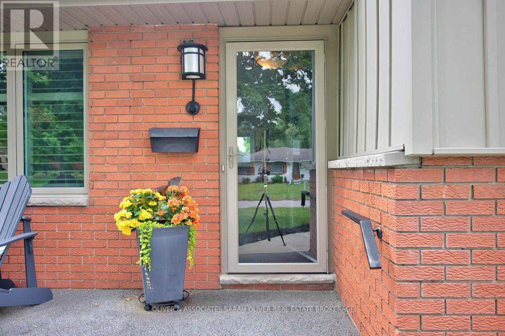 4 bedroom Single Family interior view, 24 Field Road, Lambeth, London, Ontario