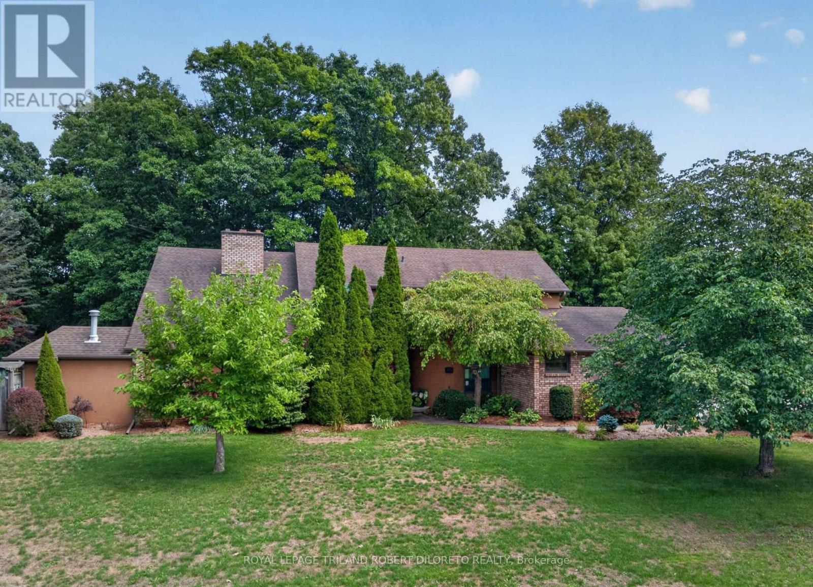 39 WESTBROOK DRIVE - 1