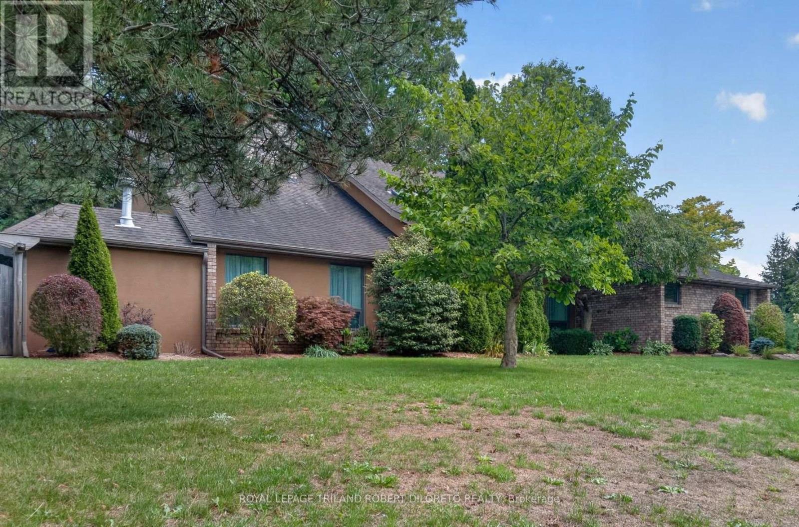 39 WESTBROOK DRIVE - 35