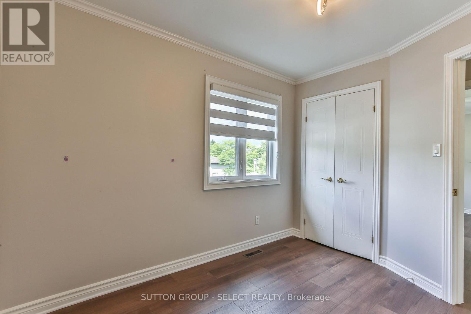 54 SUNRISE CRESCENT - 23
