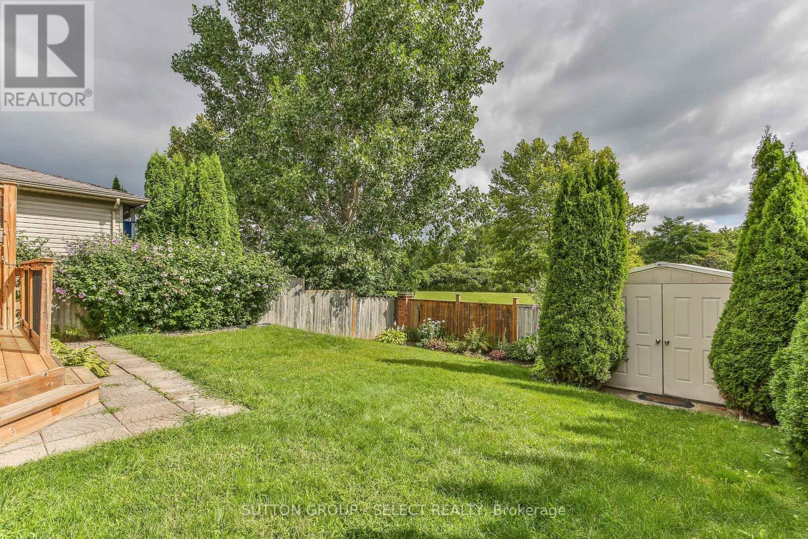 54 SUNRISE CRESCENT - Image 35
