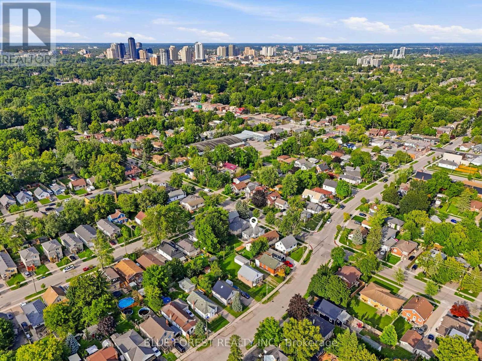 35 MACKAY AVENUE - 38