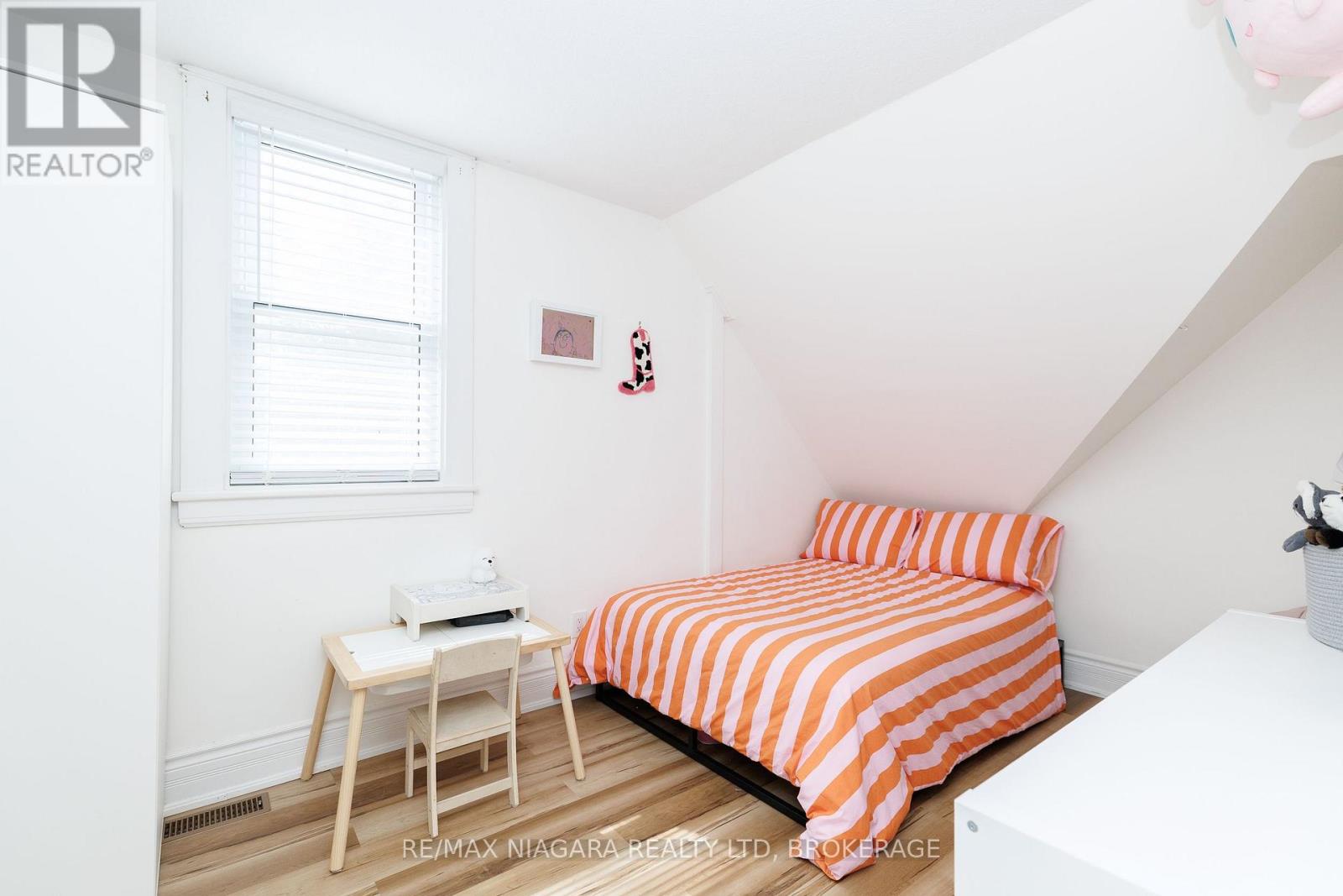 164 KENT STREET - Image 17