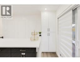Dining room - 2710 Victor St, Victoria, BC V8R4E4 Photo 17