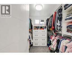 2710 Victor St, Victoria, BC V8R4E4 Photo 28