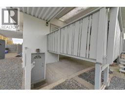 2710 Victor St, Victoria, BC V8R4E4 Photo 35