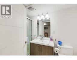 2710 Victor St, Victoria, BC V8R4E4 Photo 43