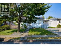 2710 Victor St, Victoria, BC V8R4E4 Photo 50