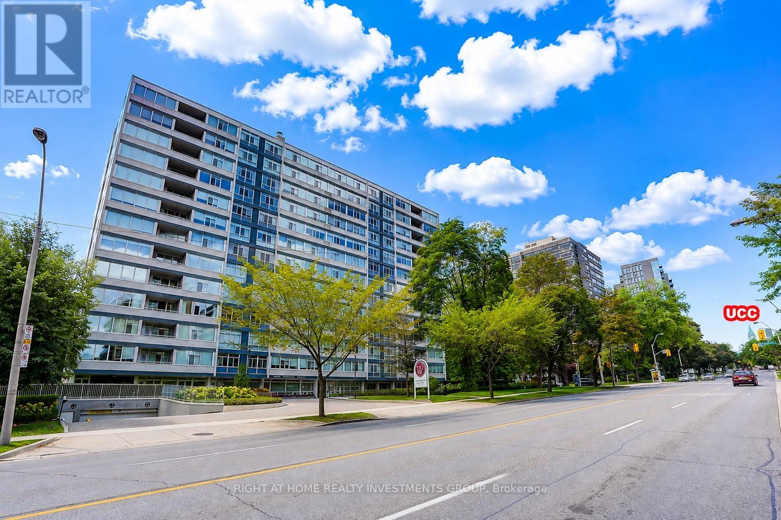 #102 500 AVENUE ROAD - 1
