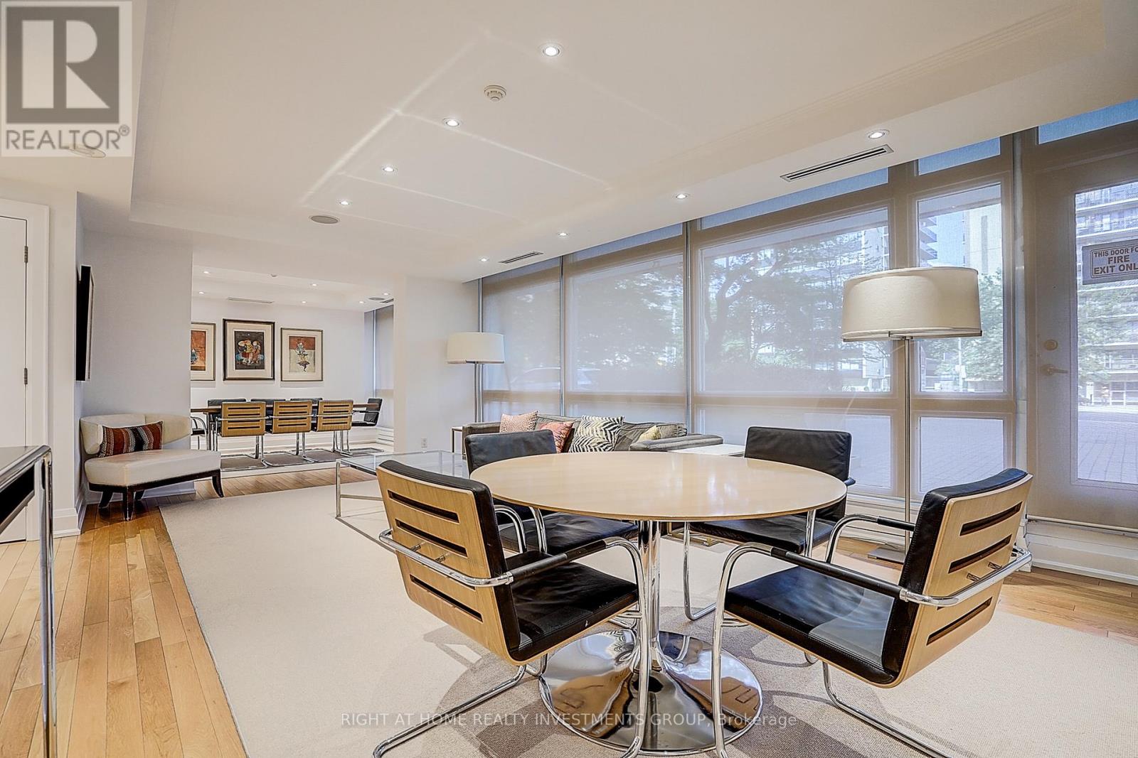 #102 500 AVENUE ROAD - Image 44