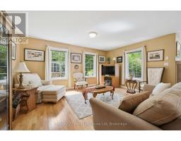 545 Athol Street, Centre Wellington, ON N1M3T6 Photo 16