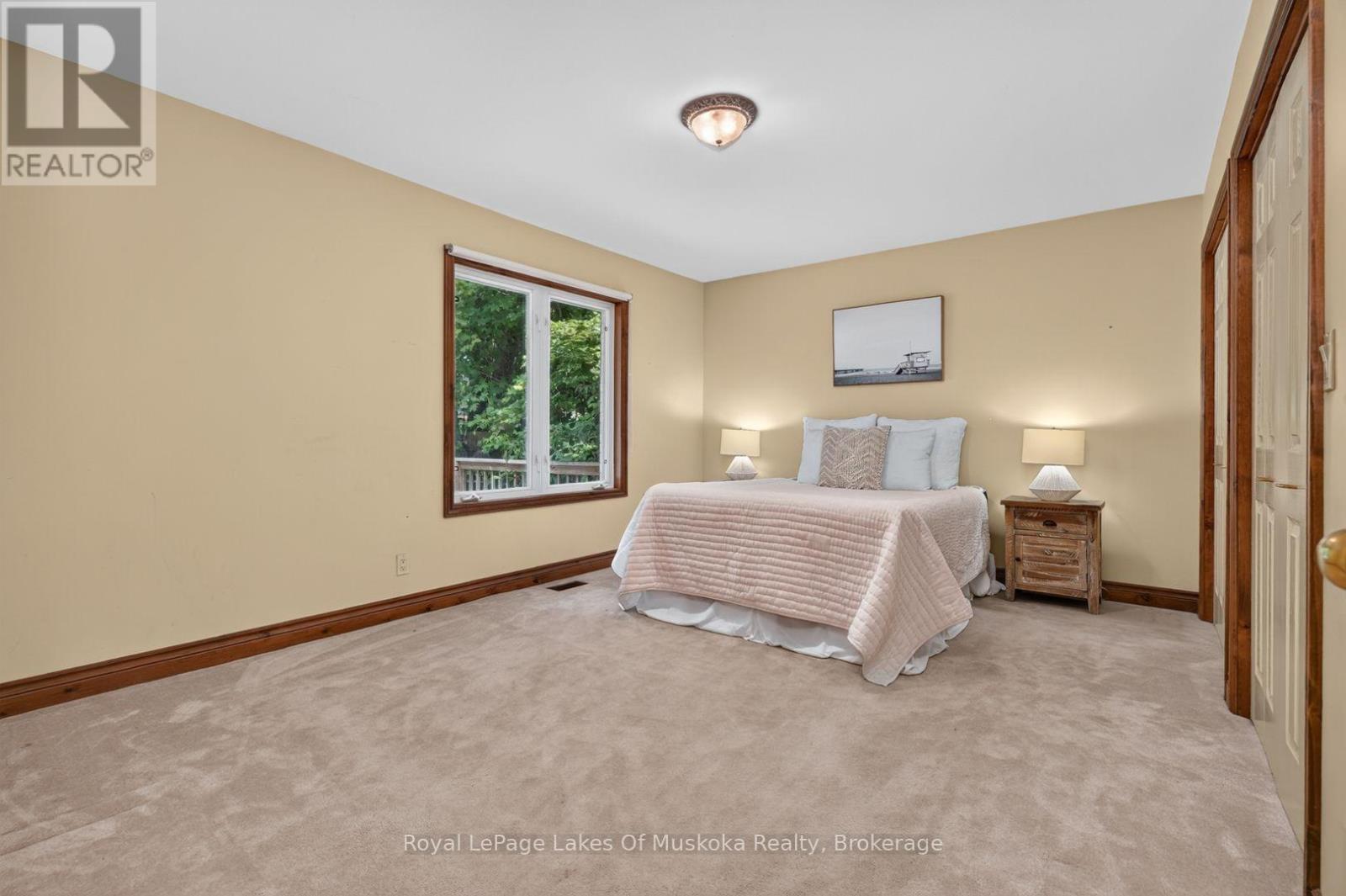 9 SILVER STREET - Image 15