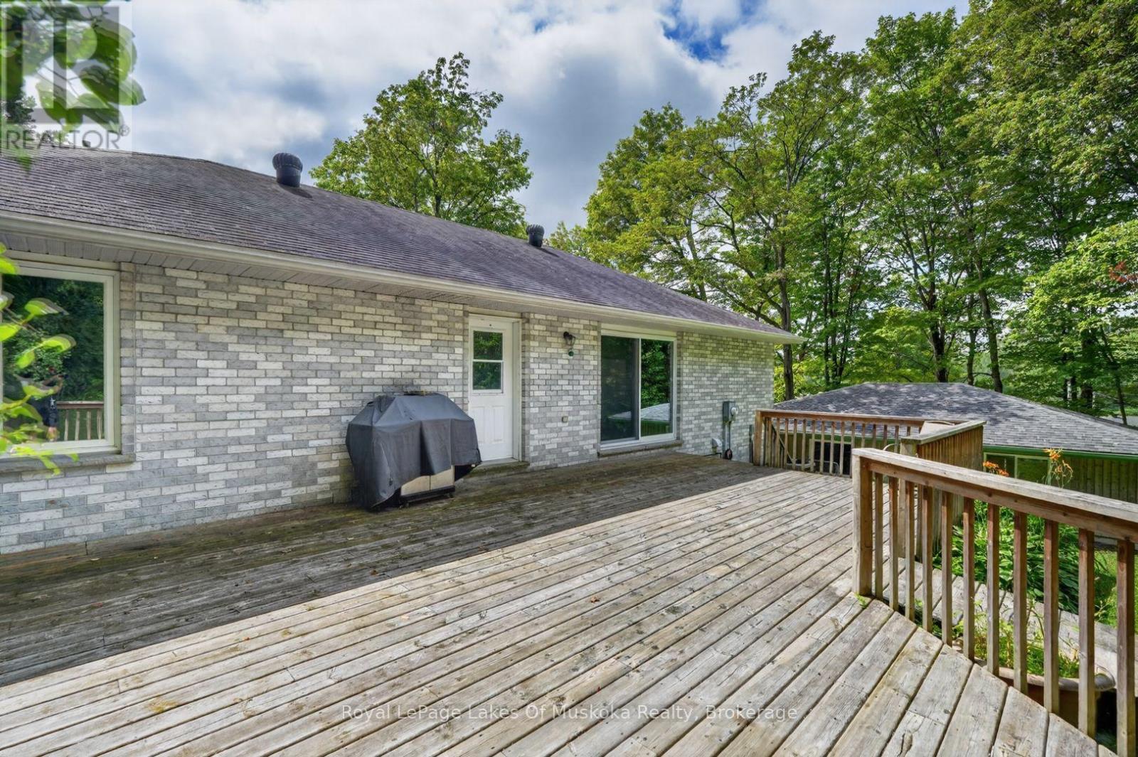 9 SILVER STREET - Image 29