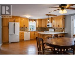 Kitchen - 39 Centre Street, Brighton, ON K0K1H0 Photo 8
