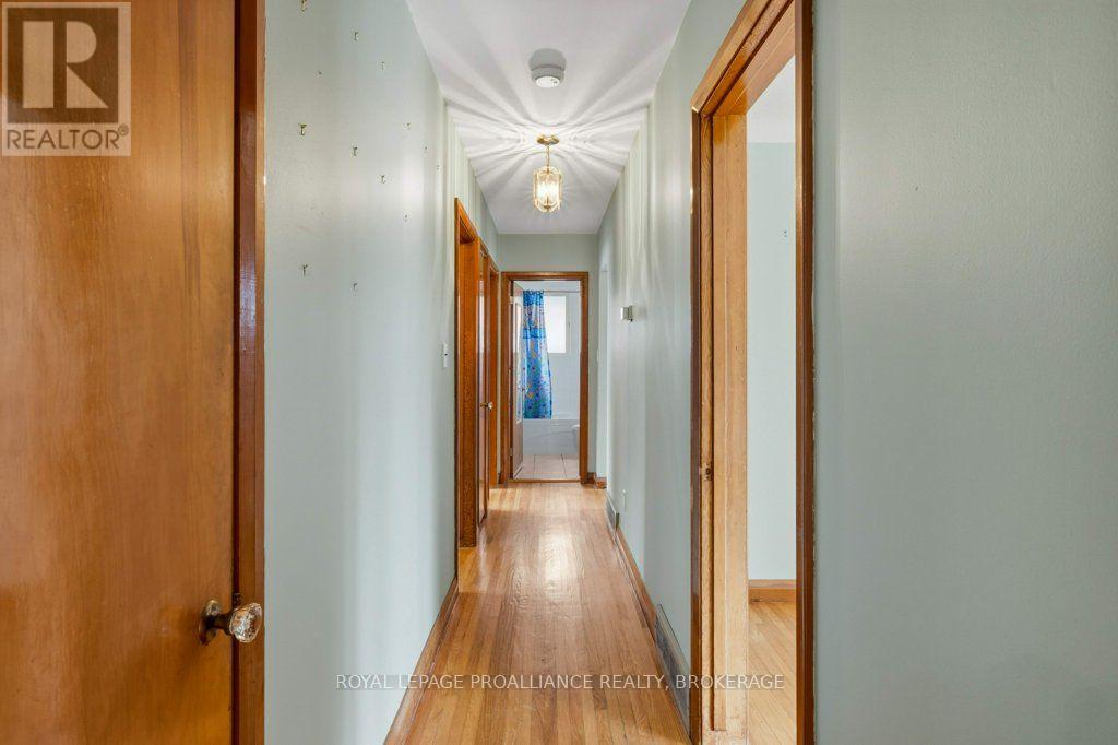 59 CAMPBELL CRESCENT - Image 12