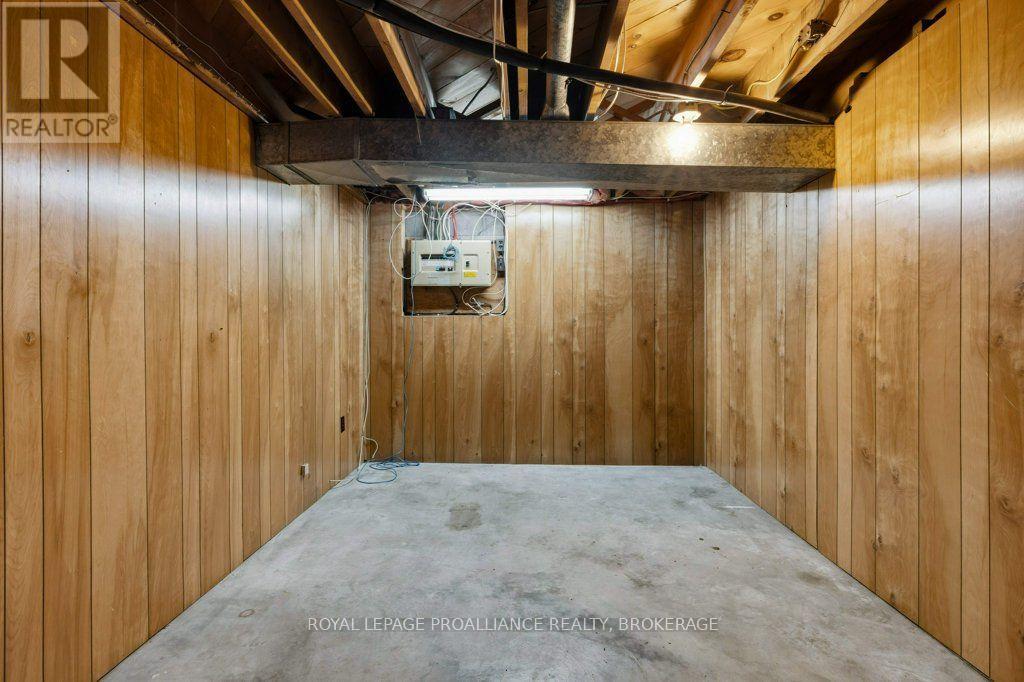 59 CAMPBELL CRESCENT - 26