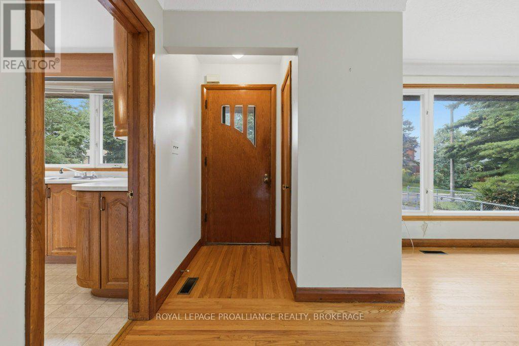 59 CAMPBELL CRESCENT - Image 5