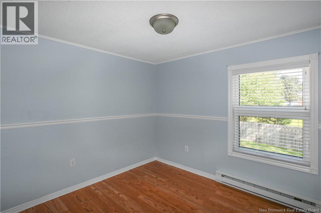 131 Loudun Avenue - 33