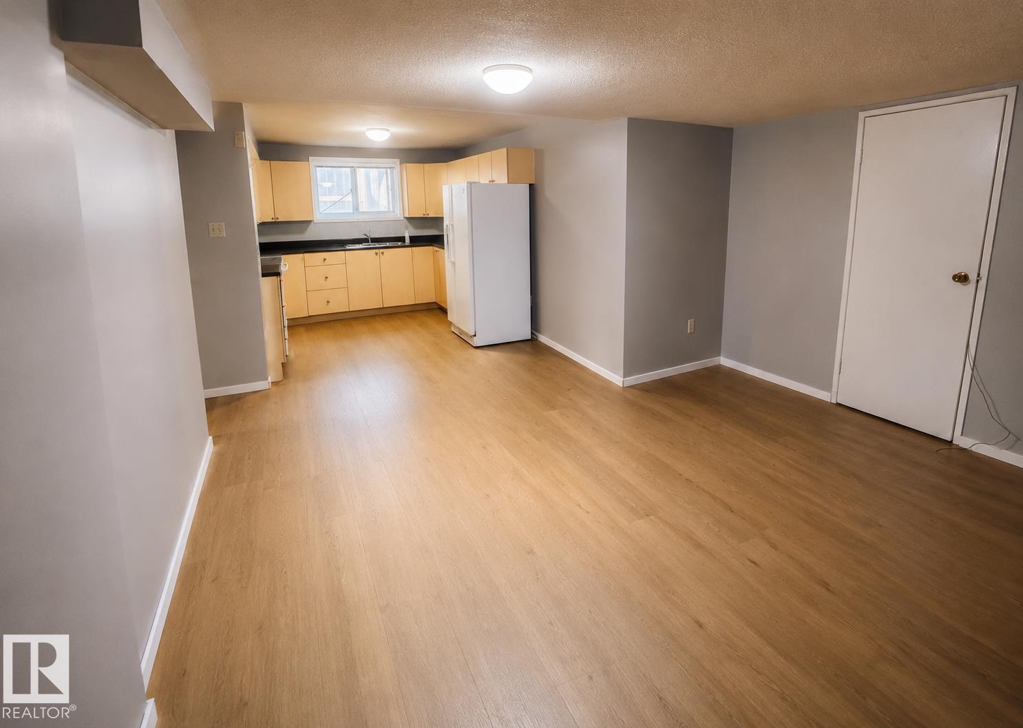14707 33 ST NW - 31