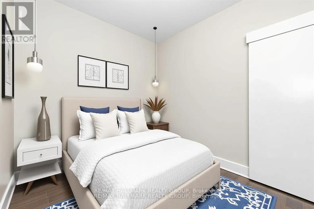 #319 101 RICHMOND ROAD - 25