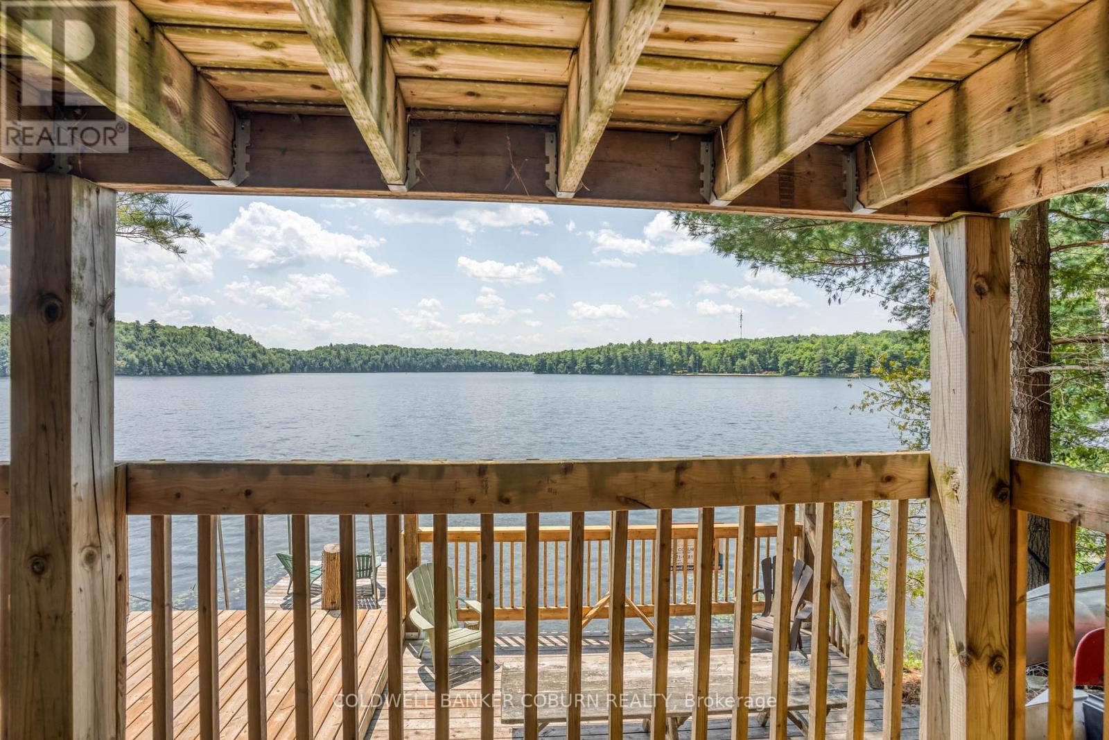 1015 OAK LANE N - Image 35