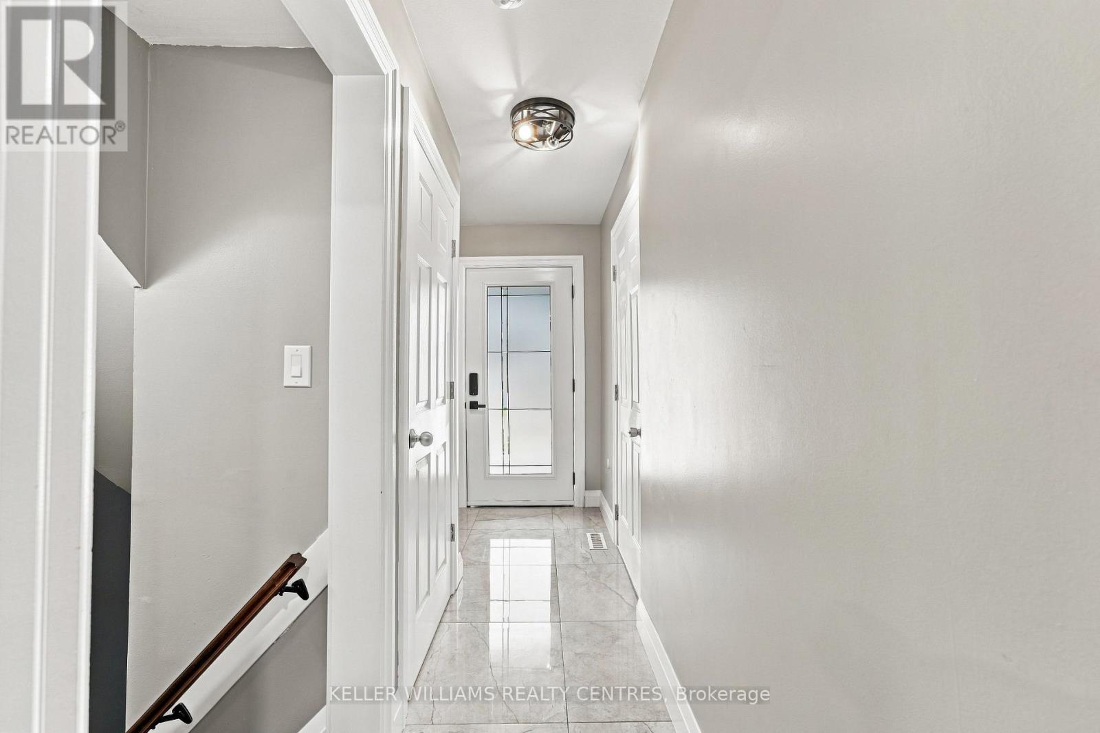 36 CHAUCER CRESCENT - 4