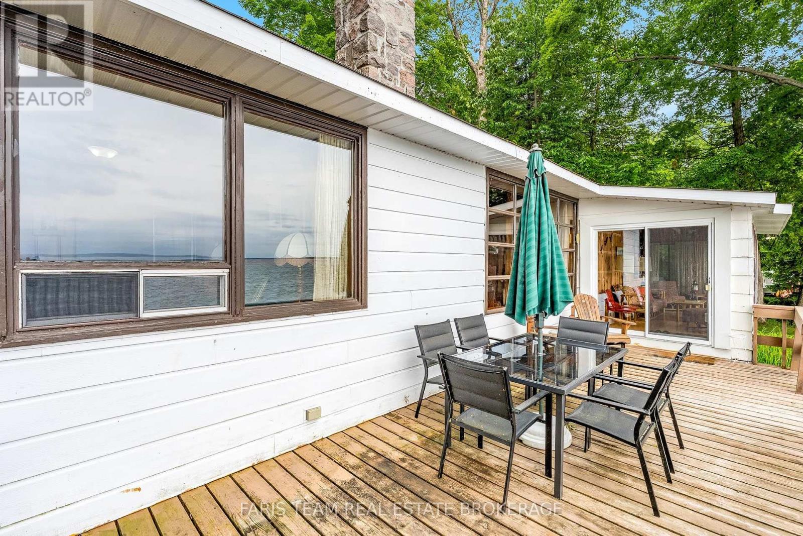 1697 CHAMPLAIN ROAD - Image 18