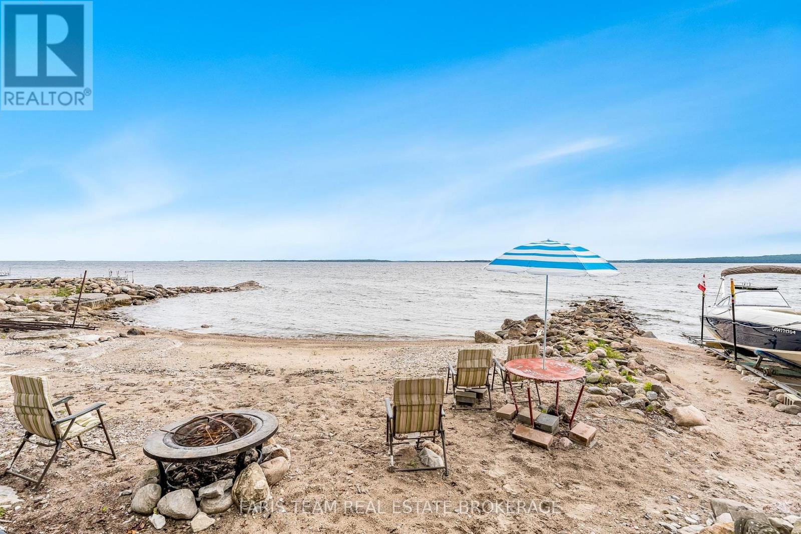 1697 CHAMPLAIN ROAD - Image 21