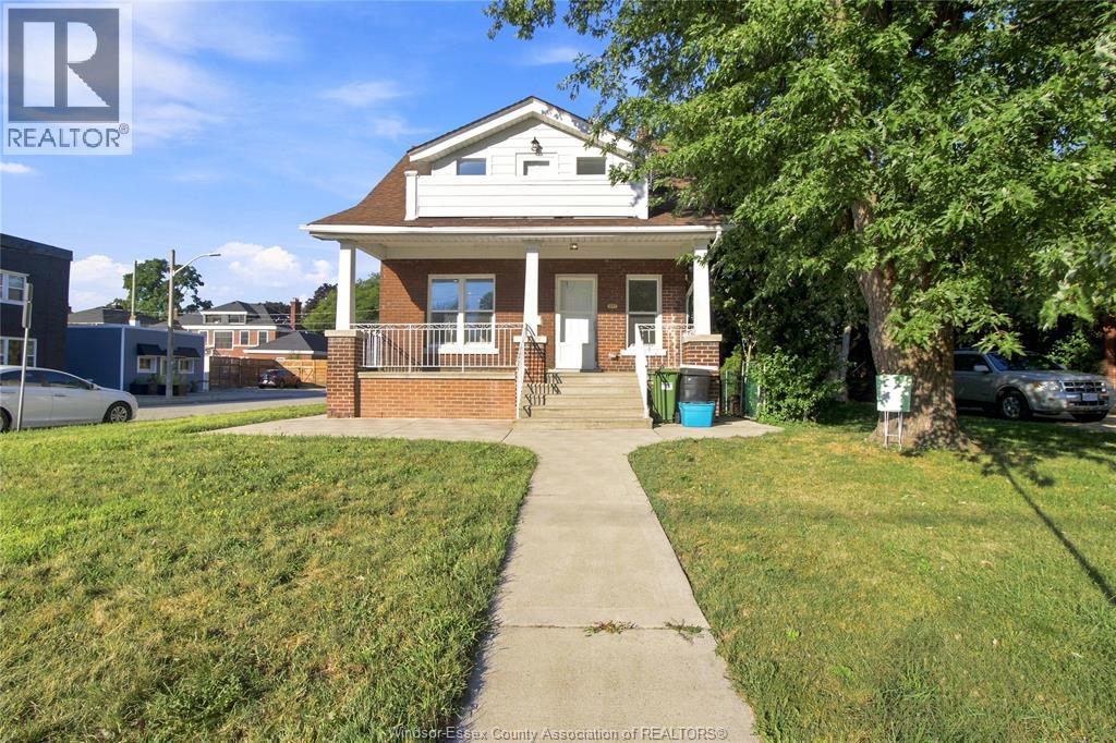 1597 PELISSIER STREET - 2