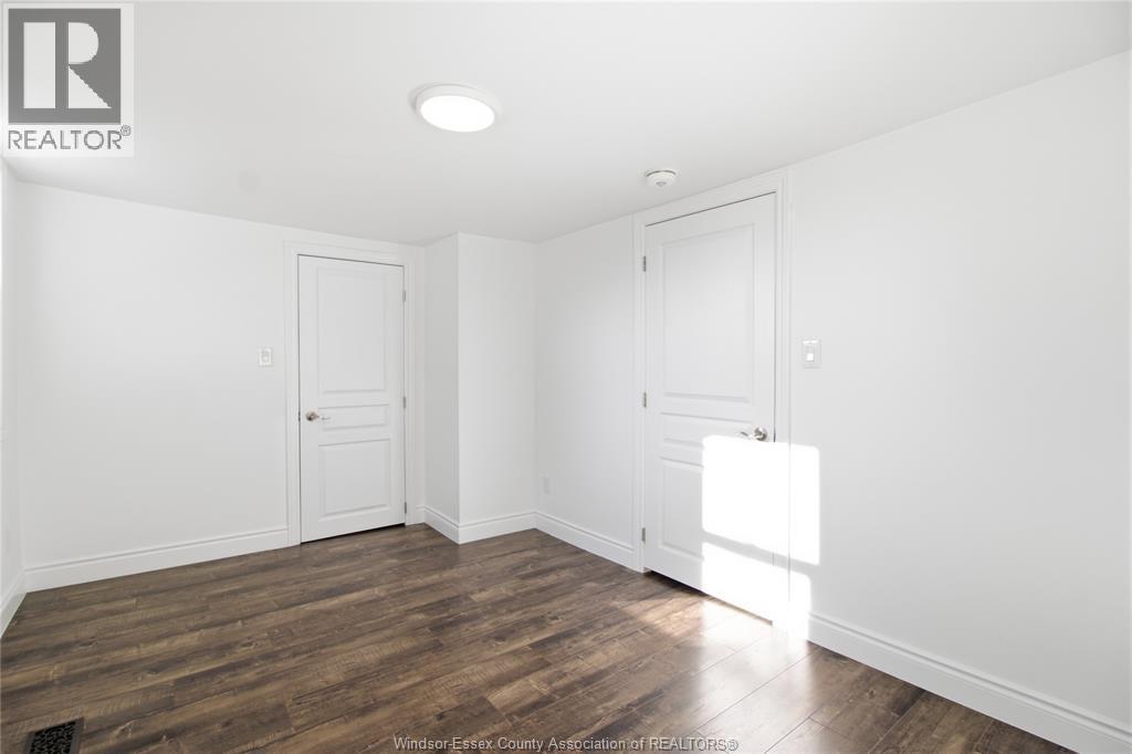 1597 PELISSIER STREET - 23