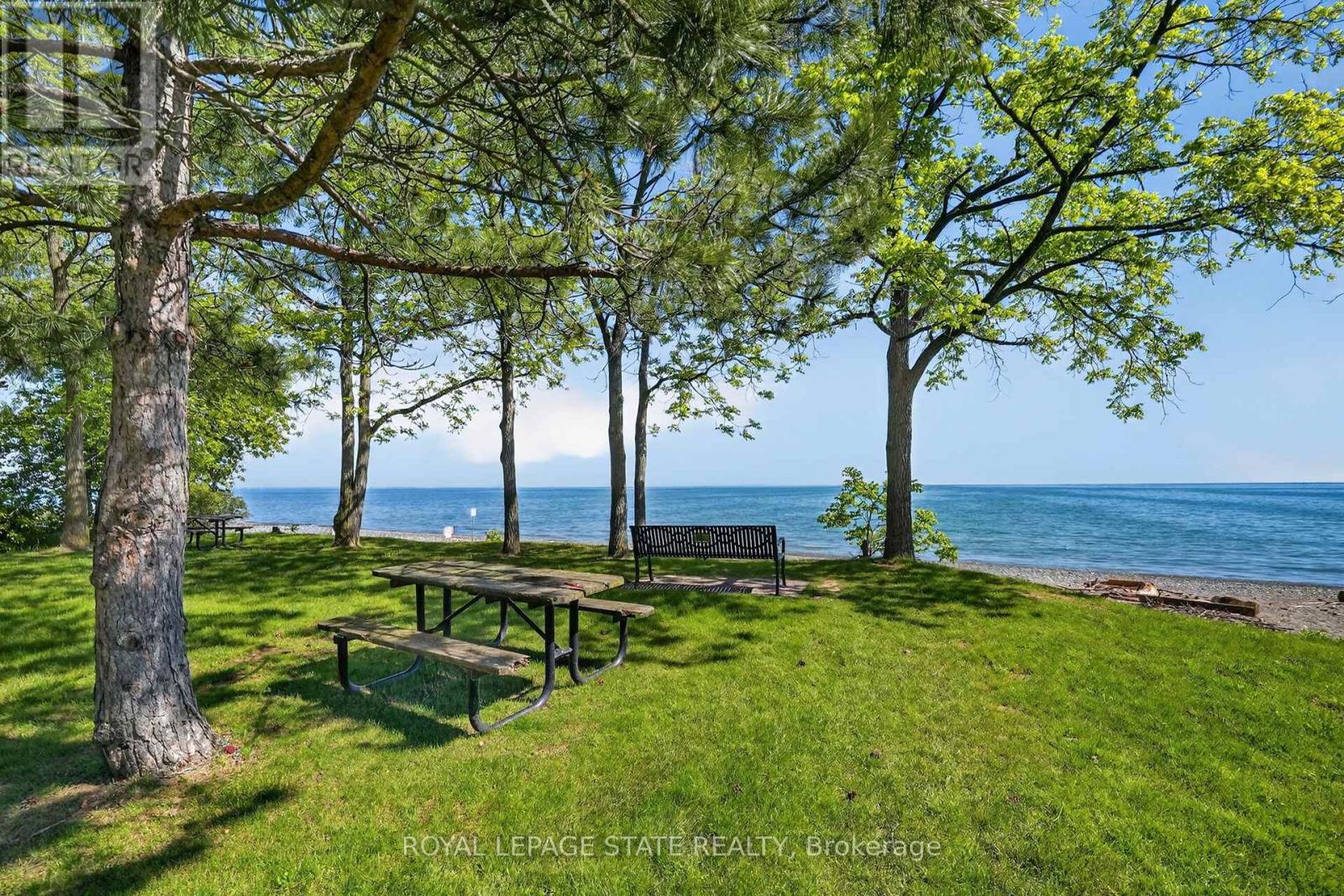 83 MORRISON CRESCENT - 6