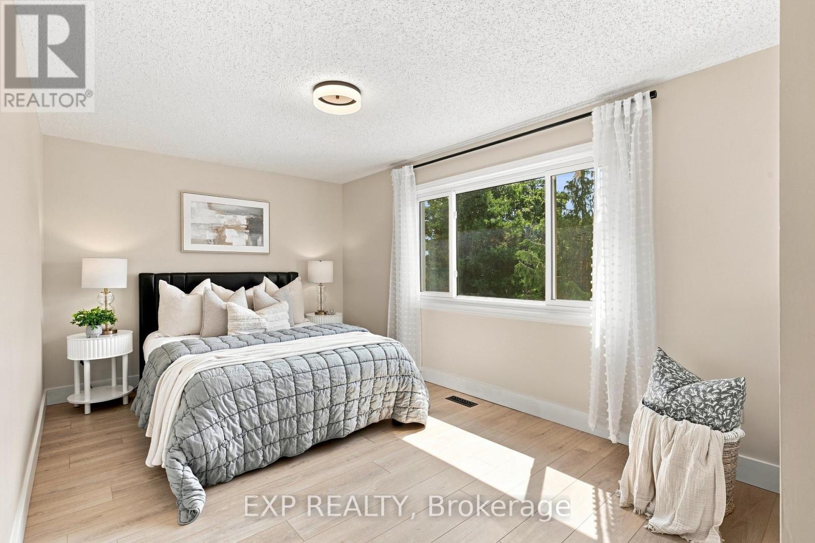 62 CORFIELD DRIVE - 27